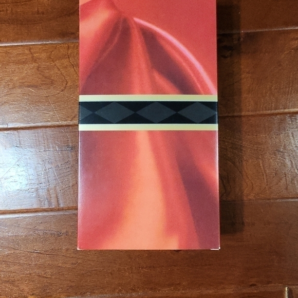 Avon Winter Splendor Barbie - Picture 8 of 9